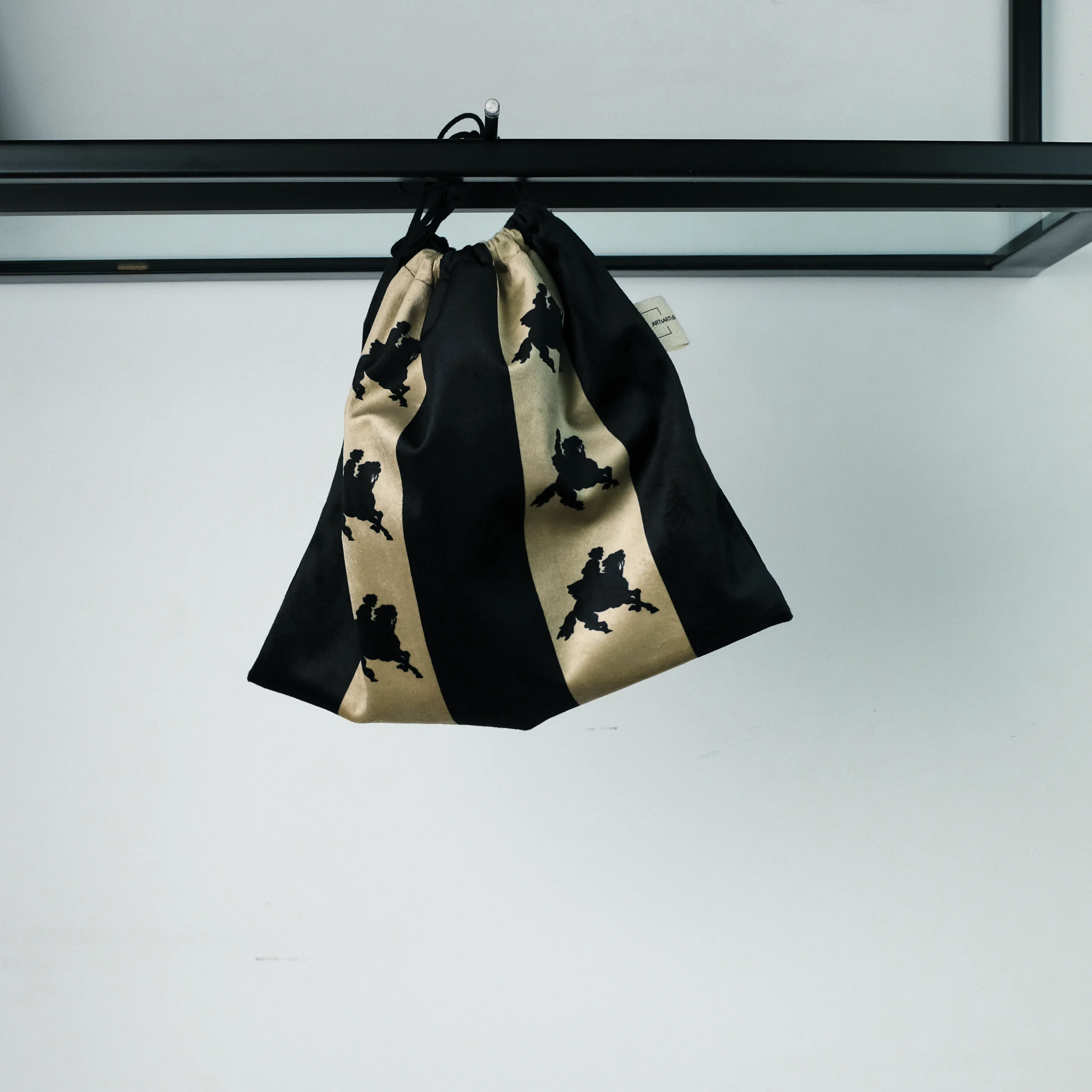 Velvet sack